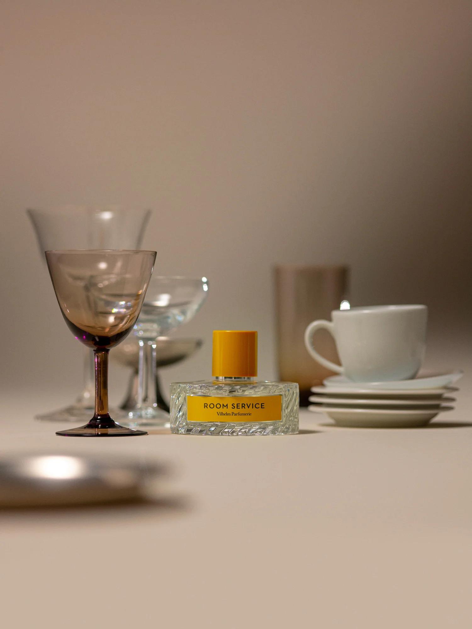 ViILELM PARFUMERIE Room Service