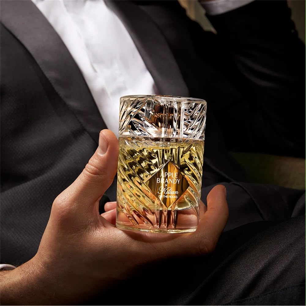 KILIAN Apple Brandy On The Rocks