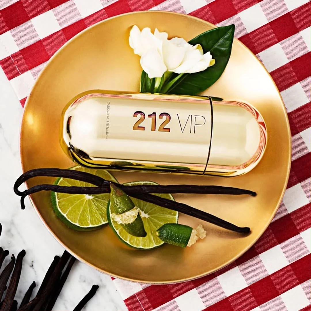 CAROLINA HERRERA 212 VIP