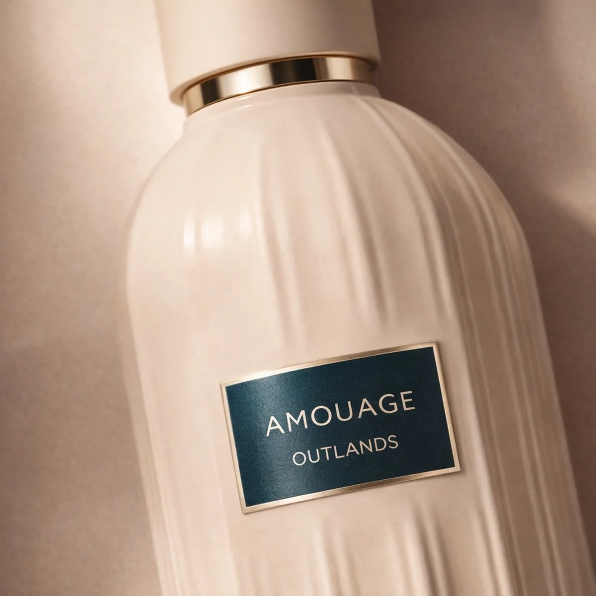 AMOUAGE Outlands
